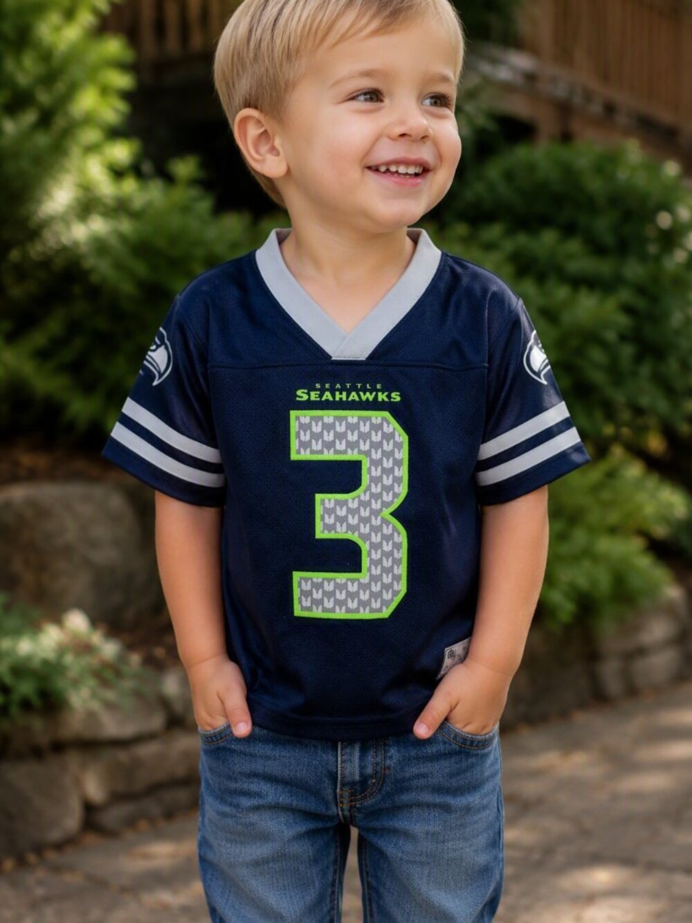 618 - NFL Team Apparel Seattle Seahawks #3 Jersey Kids Size 4T Navy Blue & Green
